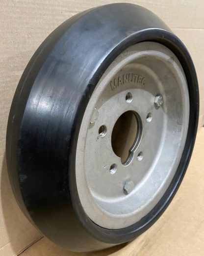 13 inch 25mm Flat Semi-Pneumatic Tyre on HT CentreTo suit planter hubs